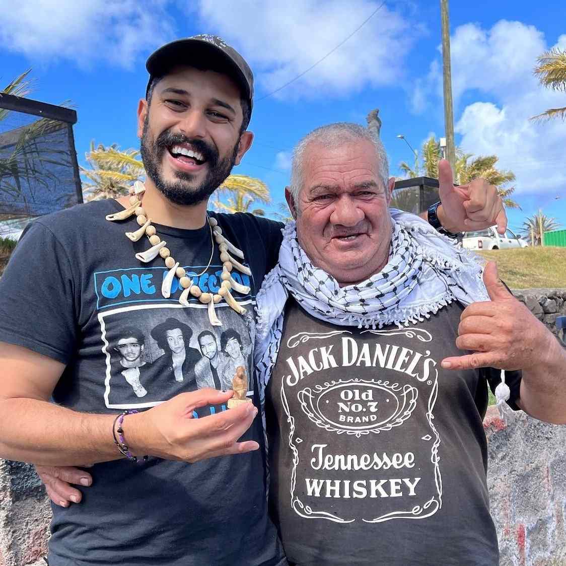 black_white_hirbawi_kufiya_community